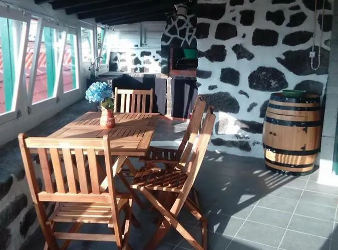 Al - Adega Do Terra Tatil Evi *